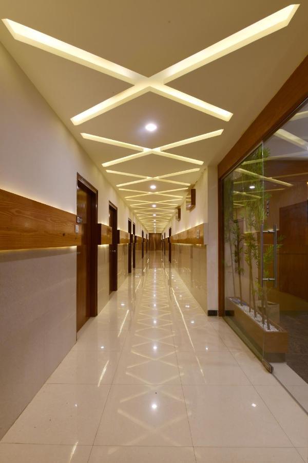 Hotel Bv Colours By Rivido, Begur Main Road Bangalore Exterior photo